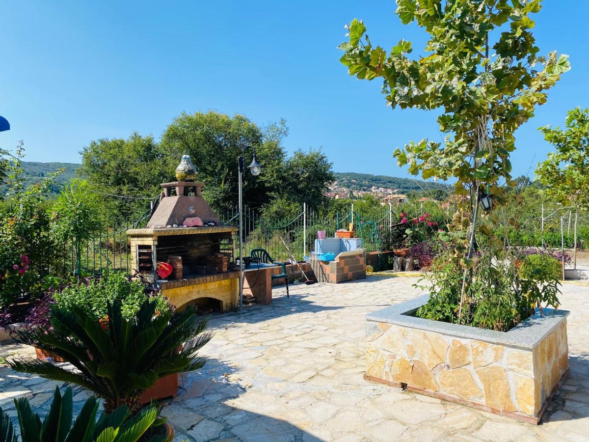 Villa Facen Gardeládes Exteriör bild